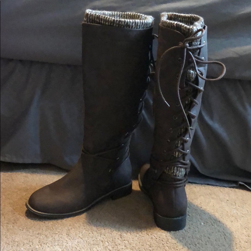 Brown boots